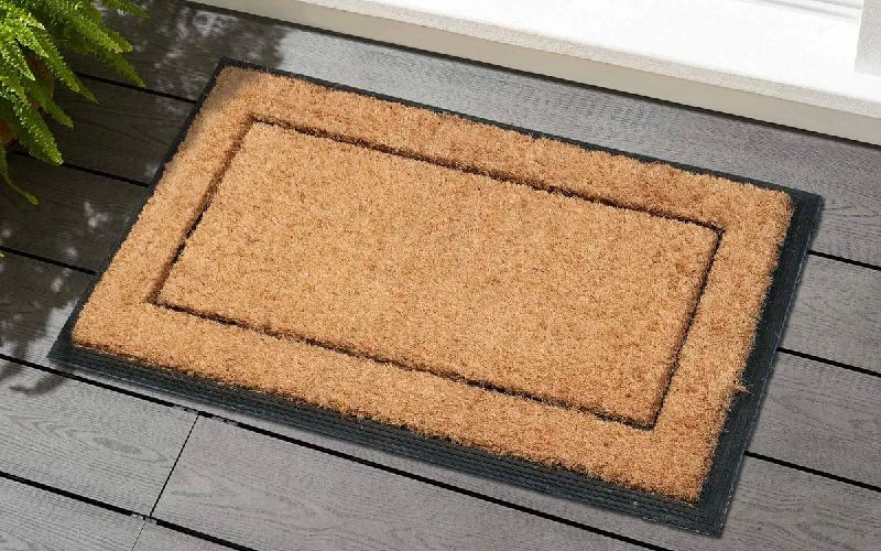 Natural jute floor coverings